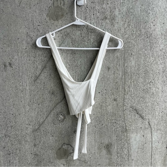 FORE Top - Picture 3 of 3